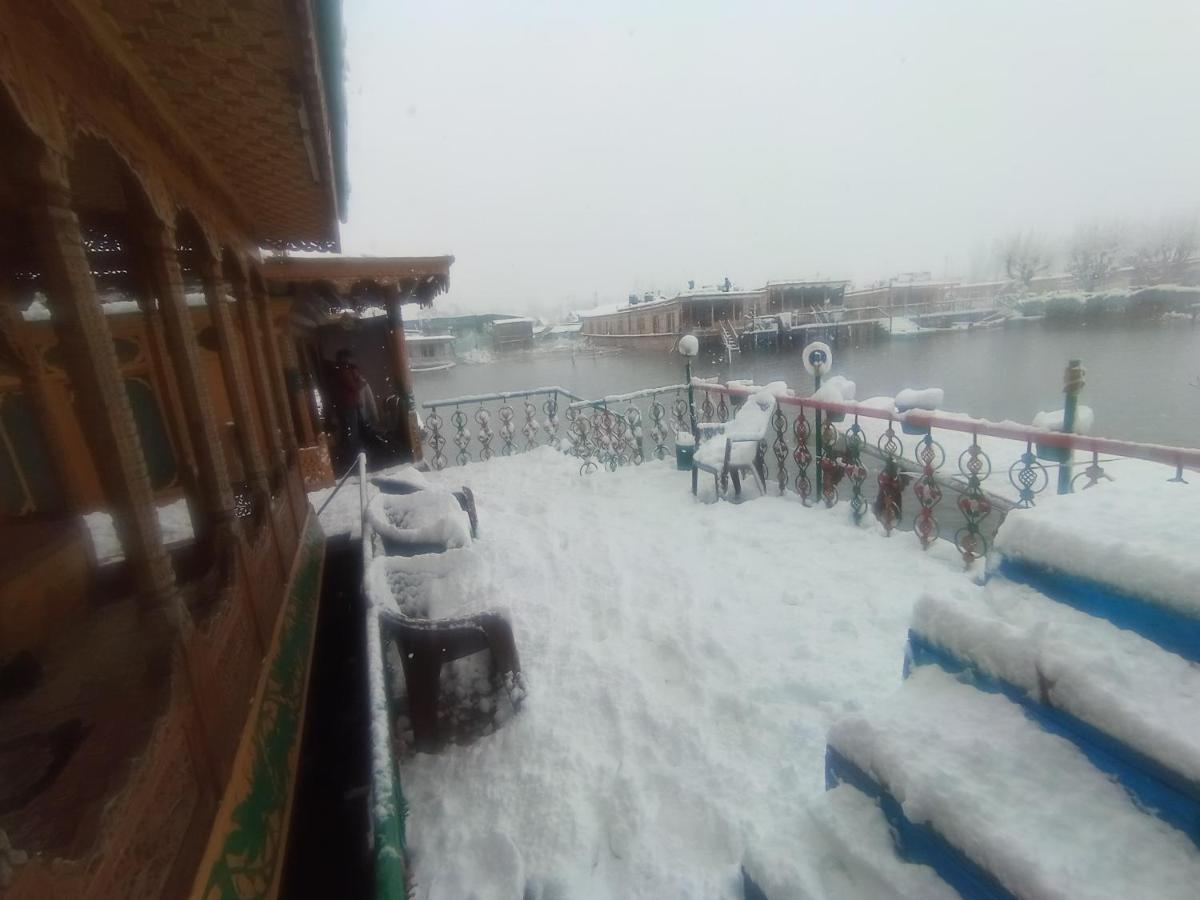 New Bombay Heritage Group Of House Boat Srinagar  Exterior photo